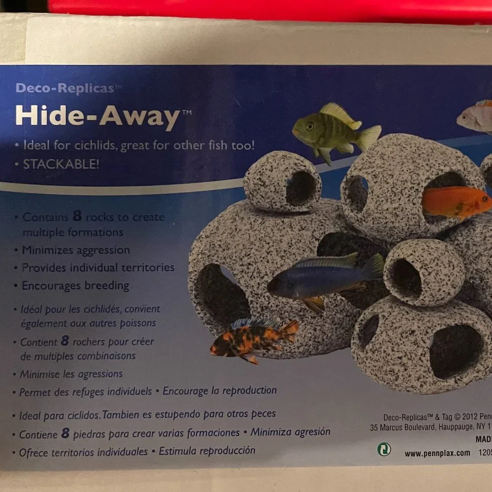 Penn Plax Aquarium Fish Hideaway - 8 rocks New in Box